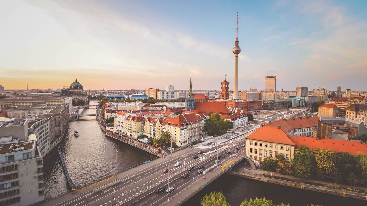 Florian wehde 1u Wanmgkd5g unsplash 1 1